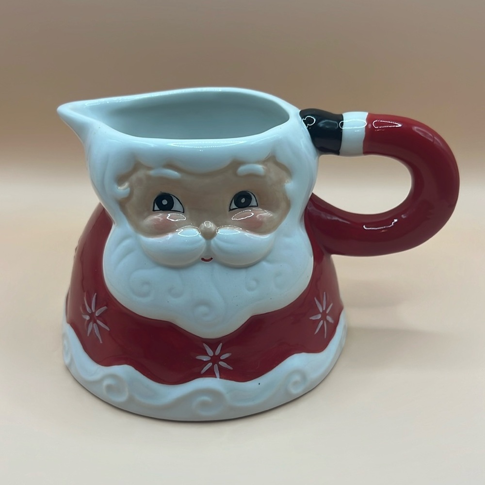 Johanna Parker carnival cottage Santa pourer